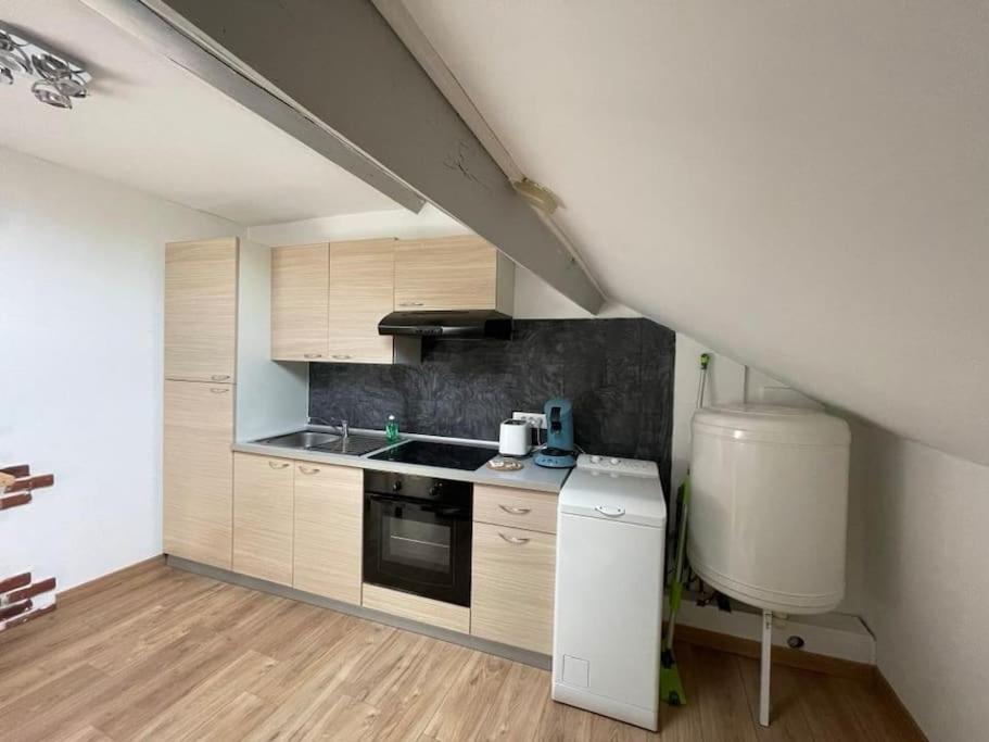 Edouard 2. Logement Complet. Charleville-Mézières Eksteriør bilde